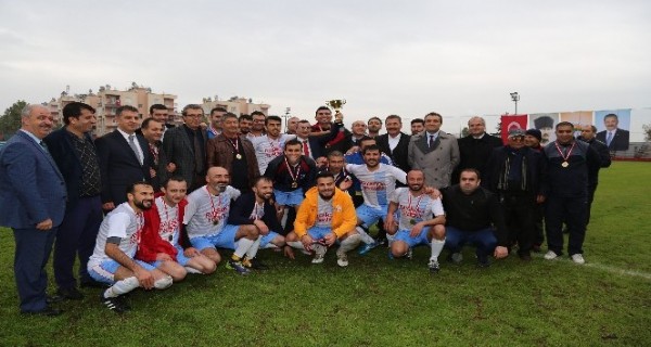 Toroslar'da turnuva balyor