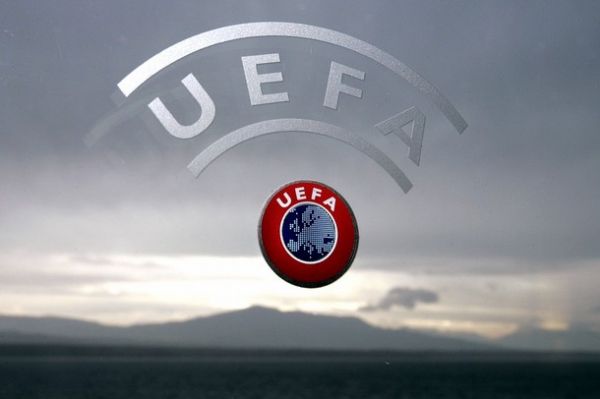UEFA aklama yapt!