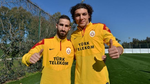 Galatasaray'dan haber bekleniyor! Galatasaray'dan haber bekleniyor!