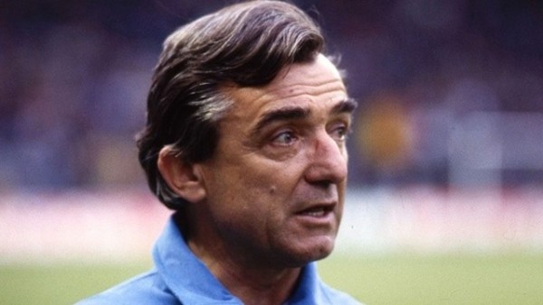 Fenerbahçe'nin Efsane İsmi Hayatını Kaybetti Fenerbahçe'nin Efsane İsmi Hayatını Kaybetti