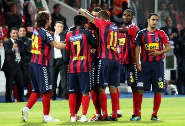 Mersinli Futbolculardan üç puan yemini! Mersinli Futbolculardan üç puan yemini!